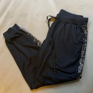Peloton joggers size small